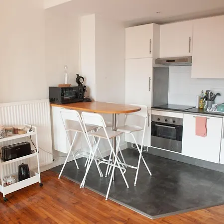Spacieux Avec Balcon Et Parking *