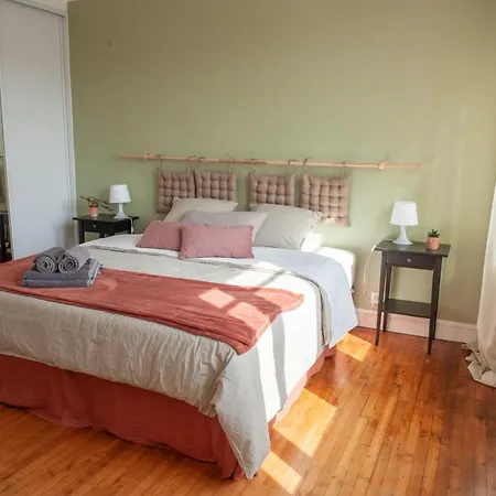 Spacieux Avec Balcon Et Parking Appartement