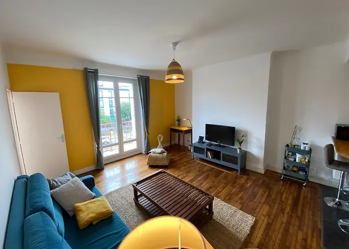 Spacieux Avec Balcon Et Parking Appartement *