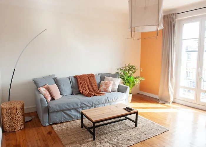 Spacieux Avec Balcon Et Parking Brest