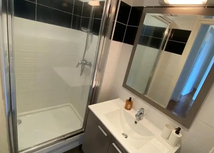 Spacieux Avec Balcon Et Parking