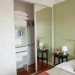 Spacieux Avec Balcon Et Parking *