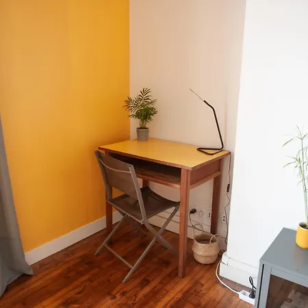 Apartment Spacieux Avec Balcon Et Parking Brest