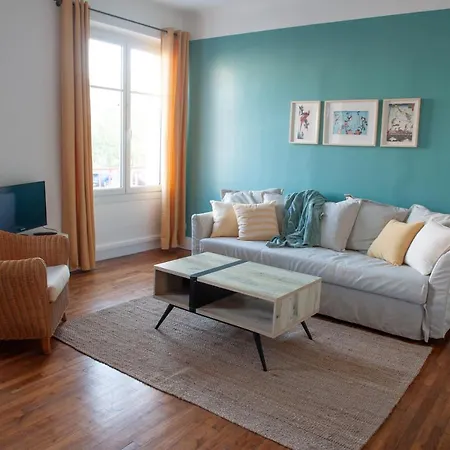 Apartment Spacieux Avec Balcon Et Parking *